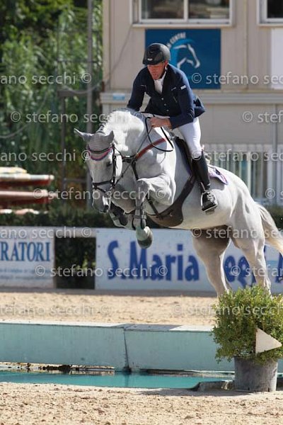 MEDINI_BLU PICASSO_GIO CAV 2011_(0479) SS3_2256.jpg